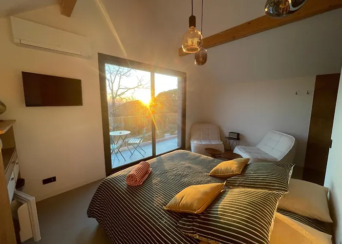 STUNNING VIEW, la chambre à 10min de l'Arkea Arena 3* Bouliac
